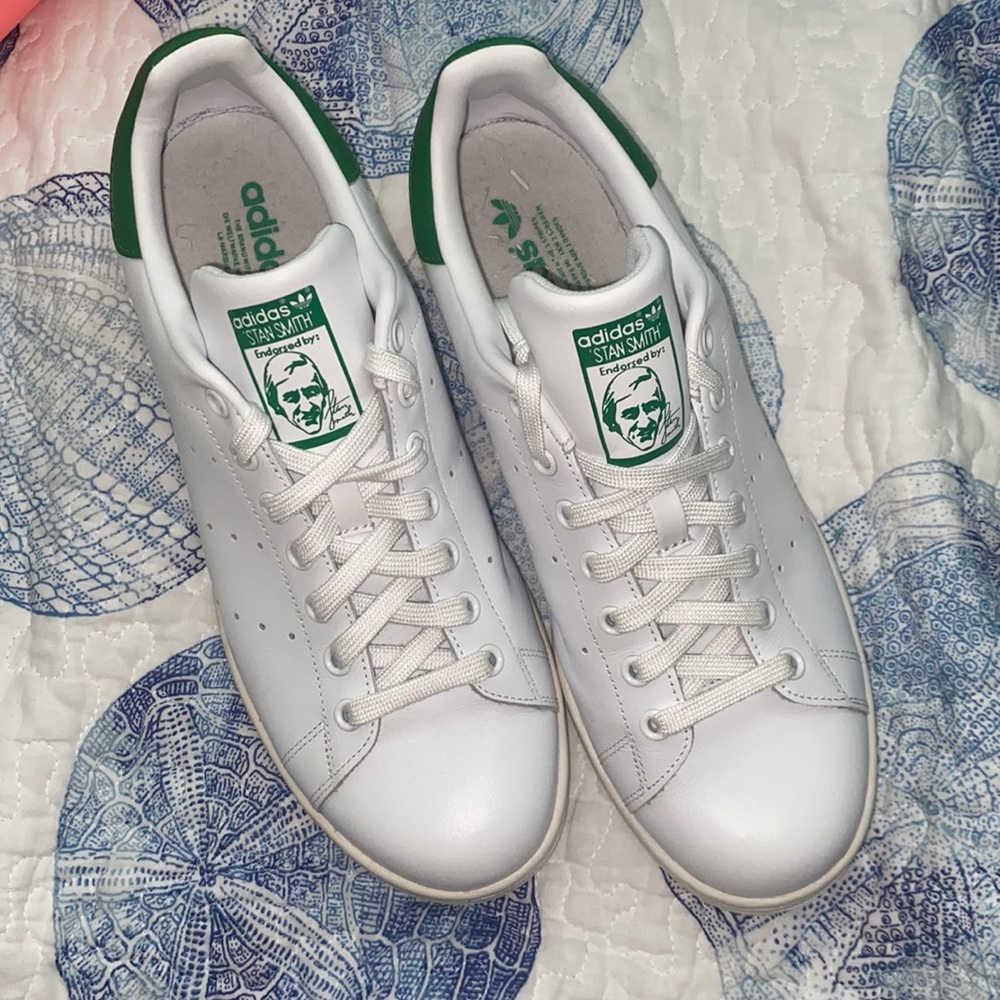 EUC Adidas Stan Smith Tennis shoes size 11